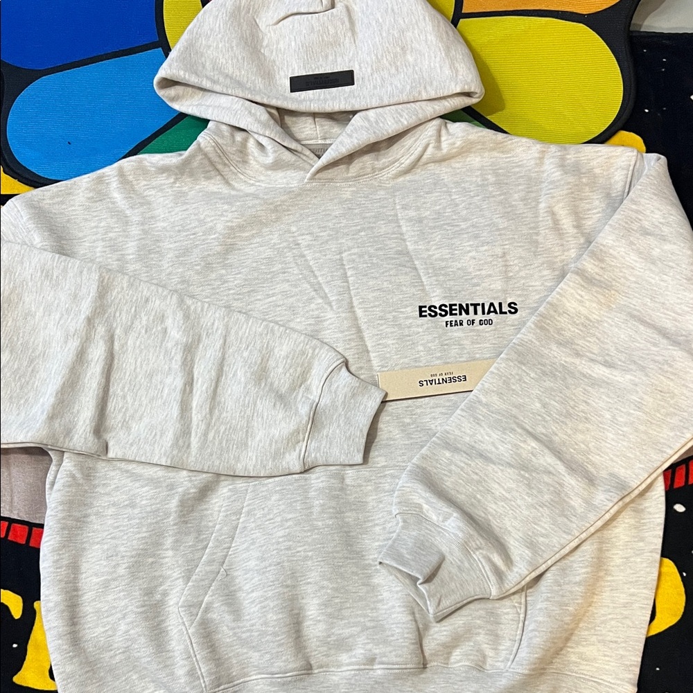 Fear of God ESSENTIALS Light Oatmeal Hoodie - Picture 4 of 15